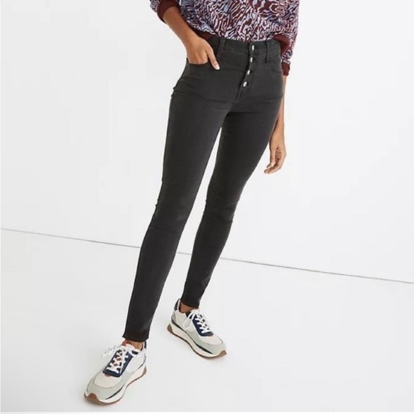 Madewell Denim - Madewell 10” Roadtripper Skinny Button Fly Black Jeans Size 31